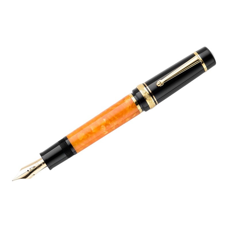 Delta DV Original Oversize Fountain Pen - Original