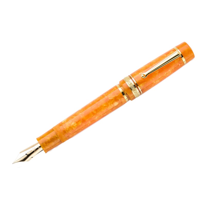 Delta DV Original Oversize Fountain Pen - Oro
