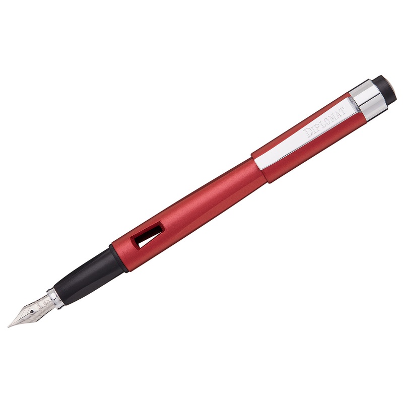 Diplomat Magnum Fountain Pen - Burned Red