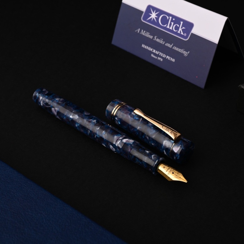 Click Renaissance Fountain Pen - Flashy Blue GT