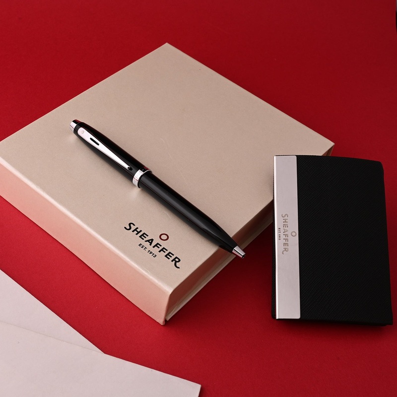 Sheaffer Gift Set - 100 Series Black CT Ball Pen with Card Holder